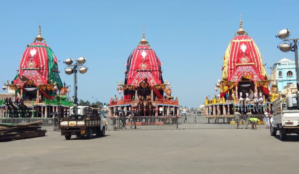 Dakshina Moda